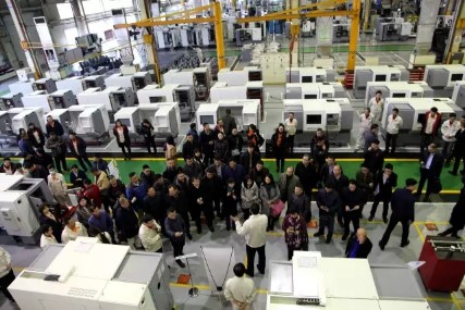 supplie por atacado mental de gerencio do fabricante do torno da máquina da ferramenta do cnc do preço da máquina do torno do cnc do servo motor CAK80285 China