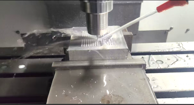 4 eixos 3 eixos centro de usinagem vertical SV960L tamanho da mesa 1100 * 550mm centro de fresagem vertical 8