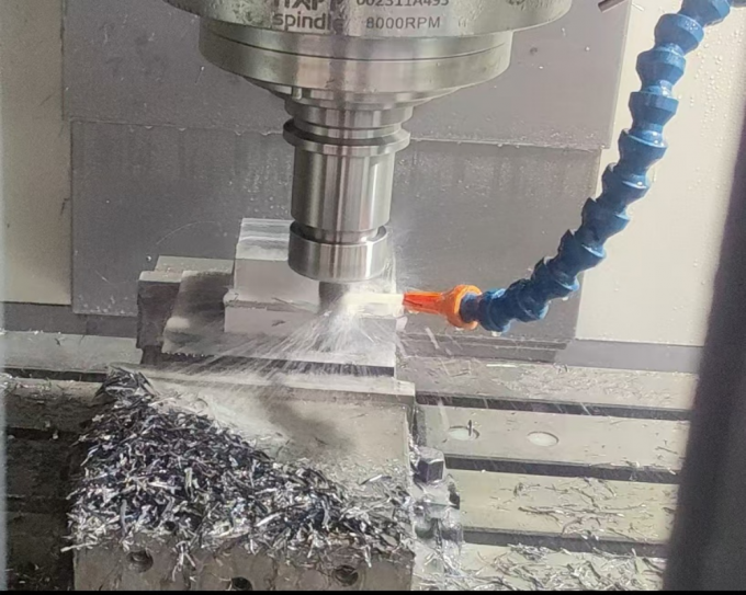 4 eixos 3 eixos centro de usinagem vertical SV960L tamanho da mesa 1100 * 550mm centro de fresagem vertical 11