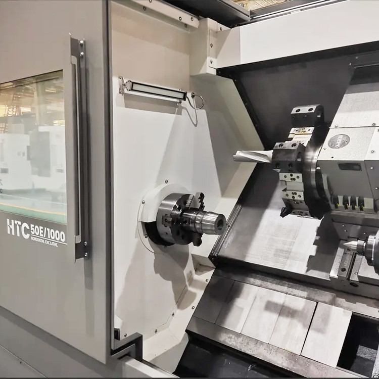 SMTCL CNC Torno HTC 50n Fanuc Controlador de ferramentas ao vivo Cama inclinada CNC Torno CNC Centro de torneamento CNC horizontal