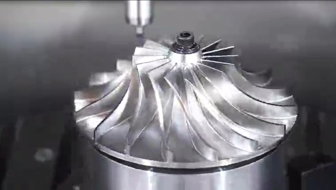 SMTCL Vertical 5 Axis Machining Center VMU63P Five Axis Linkage High Performance Vertical Machining Center (Centro de usinagem vertical de alto desempenho)