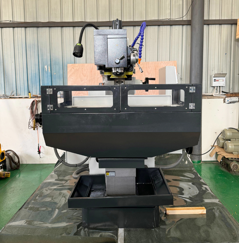 Máquina de moagem CNC vertical de 4 eixos XKH8140A Processamento de moldes pequenos Máquina de moagem manual de ferramentas universais
