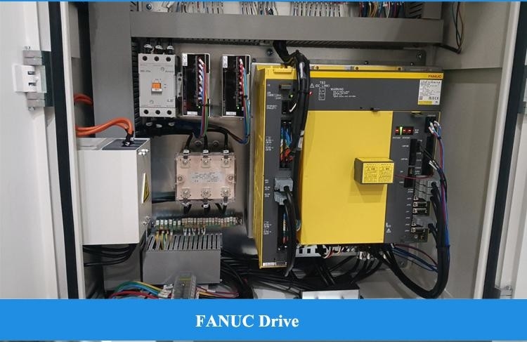 VMC 850 1000 1100Q Máquina de fresagem CNC de 3 eixos Sistema FANUC Centro de usinagem vertical CNC