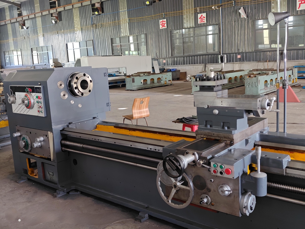 Torno pesado para peças metálicas grandes CQW61100F Torno pesado de corte de grande balanço
