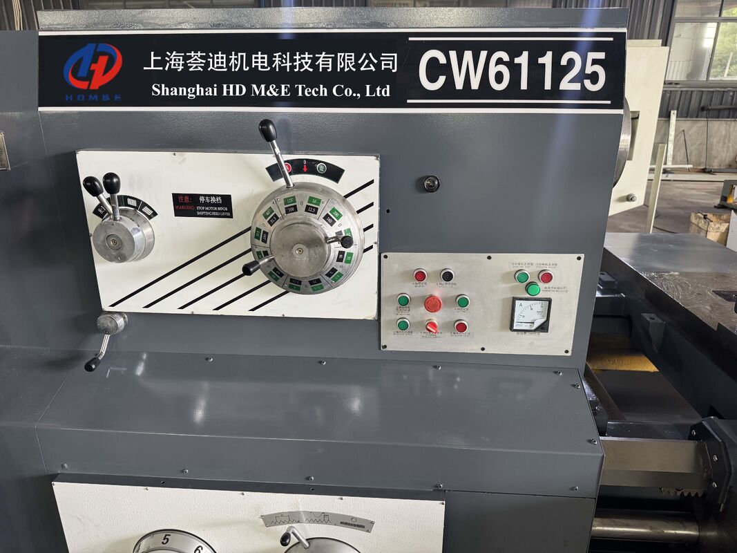 Torno Horizontal para Serviços Pesados de Alta Rigidez, Diâmetro Máximo sobre a Cama 1600mm, CW61160